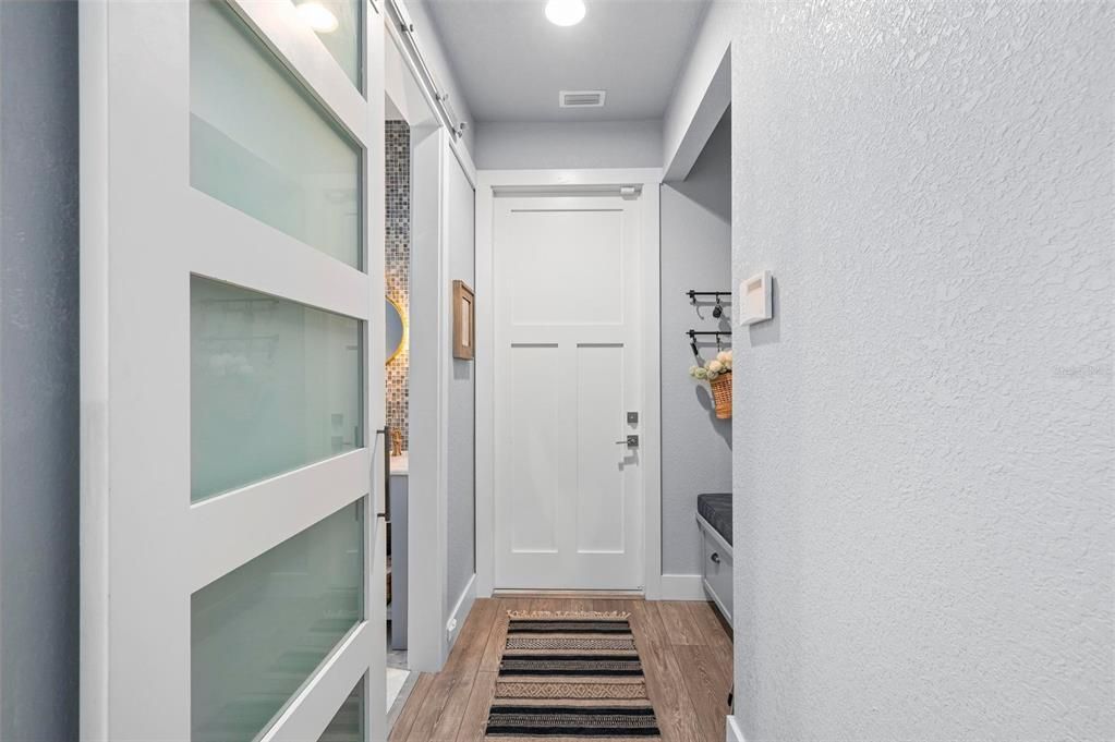 Interior, Recessed Lighting, Wood Texture Flooring