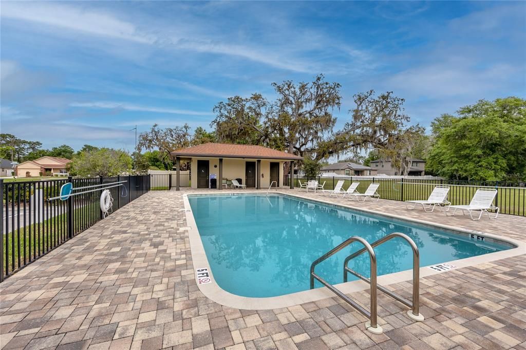 Exterior, Pool