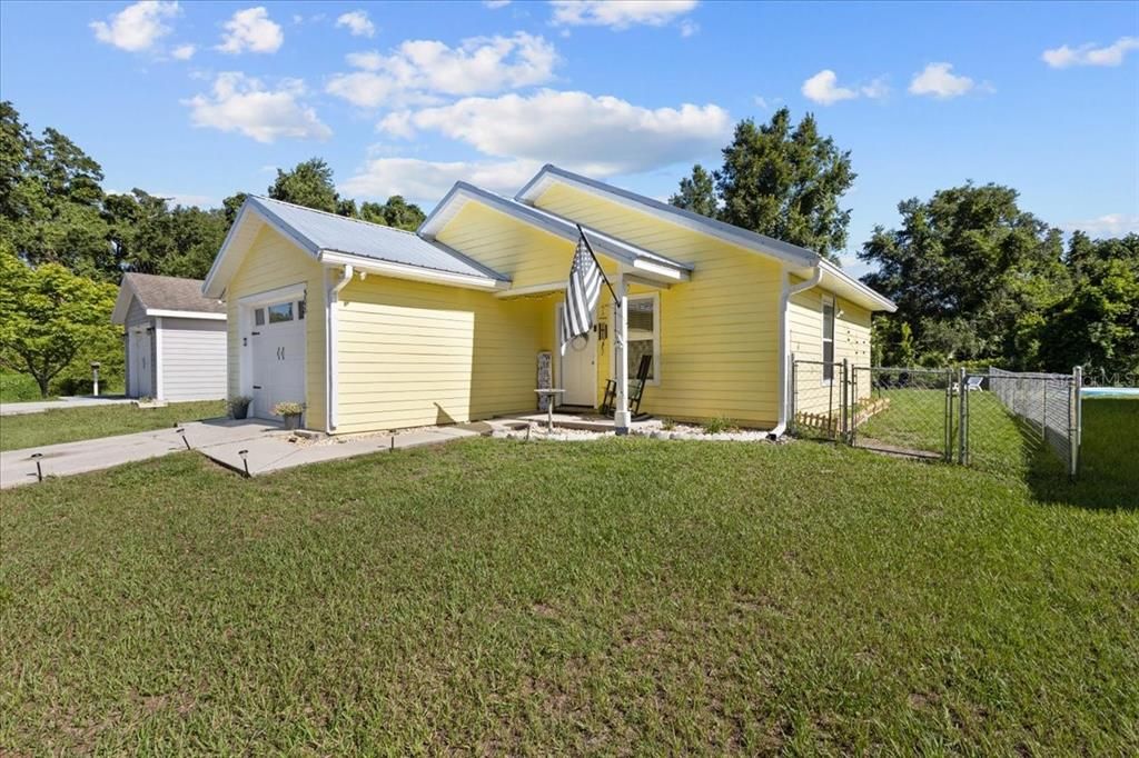 Backyard, Detached Garage, Exterior