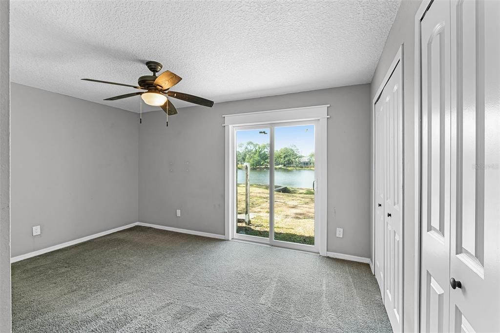 Empty room, Interior, Water