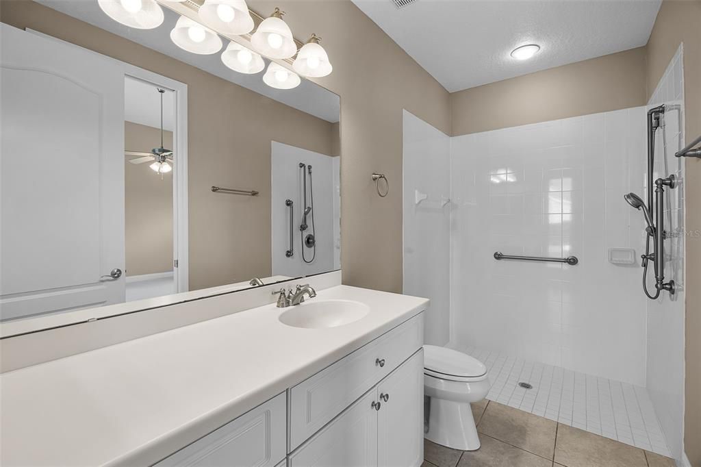 Bathroom, Interior, Recessed Lighting