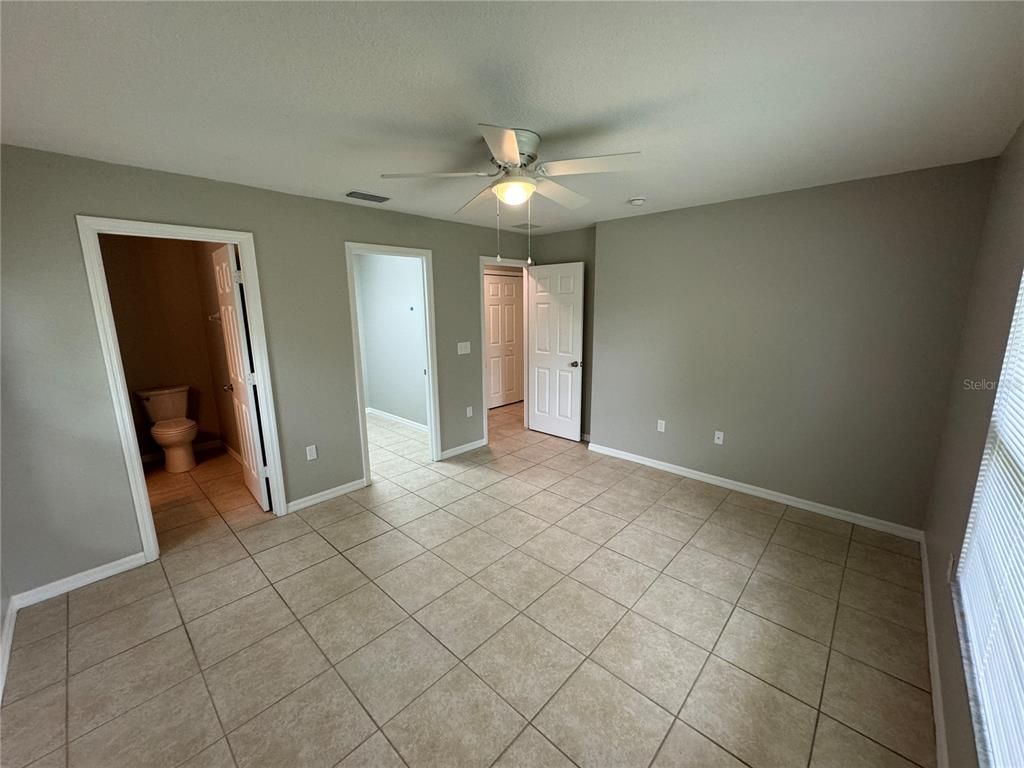 Bathroom, Empty room, Interior