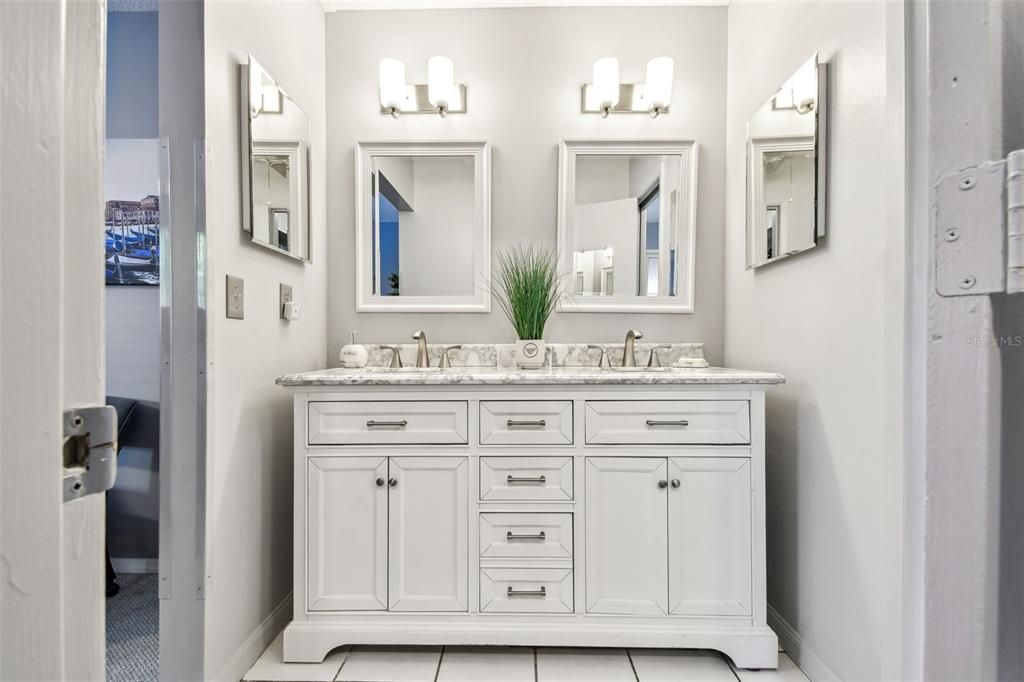 Bathroom, Dual Sink Vanities, Interior