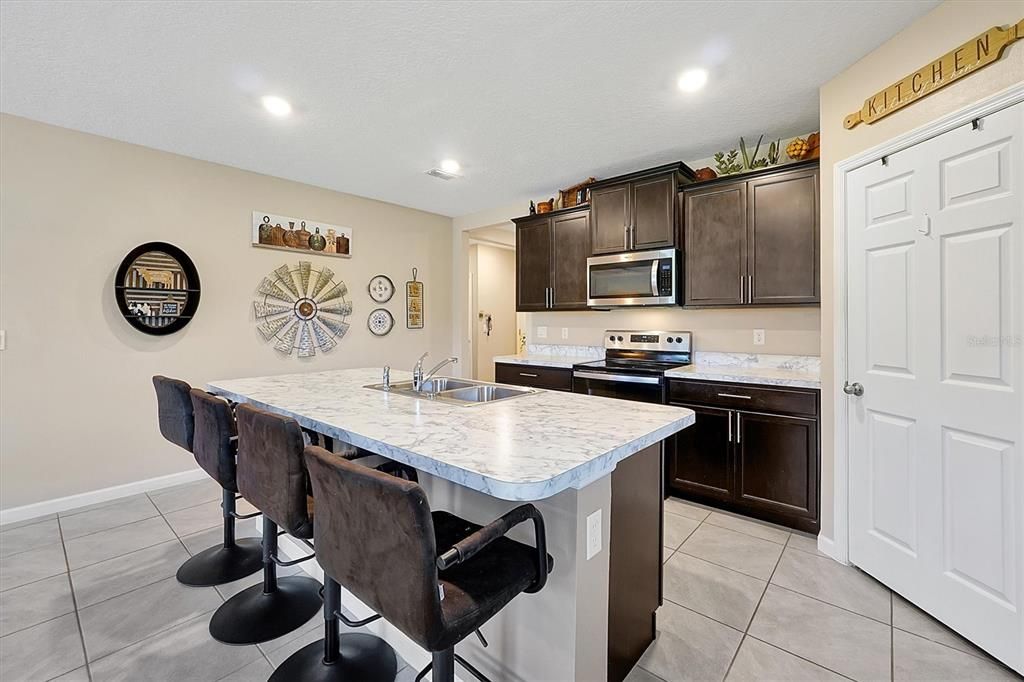 Interior, Kitchen, Recessed Lighting