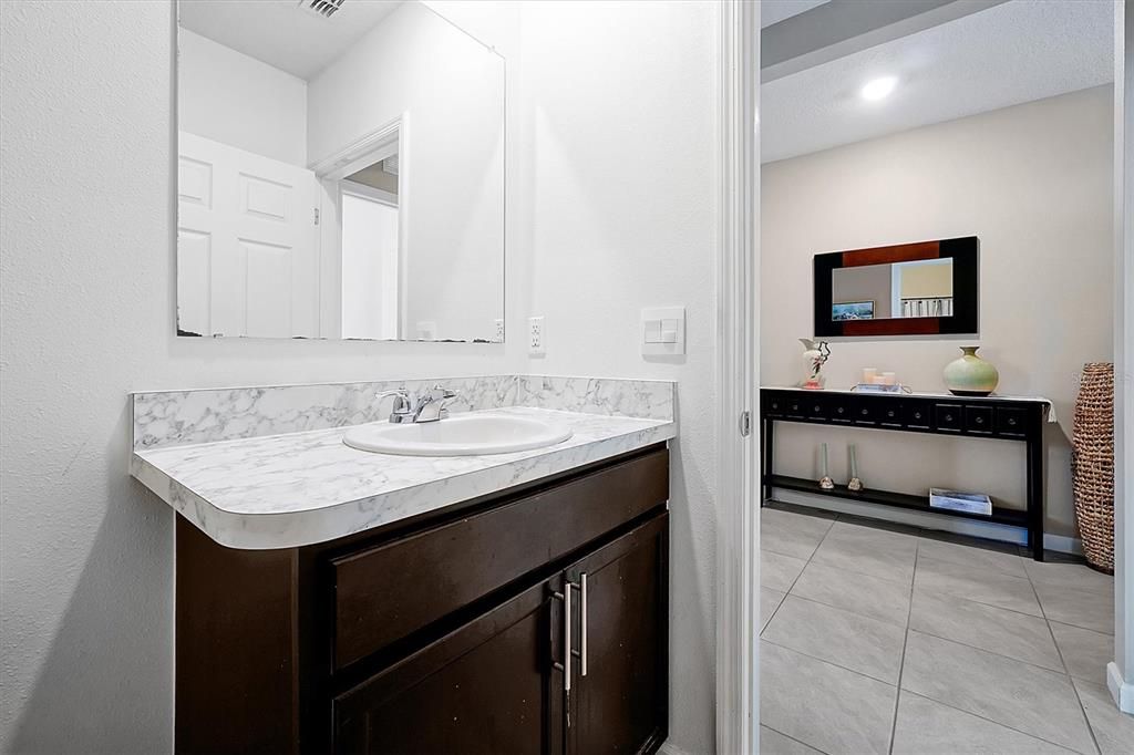 Bathroom, Interior, Recessed Lighting