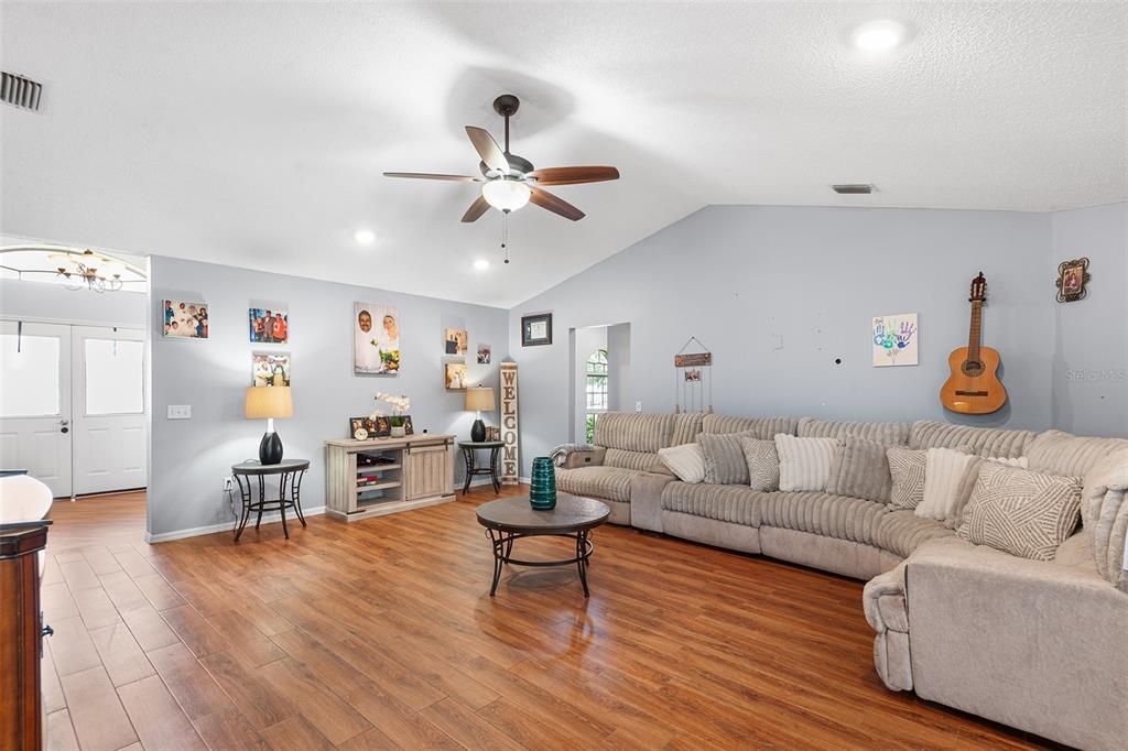 Interior, Living room, Recessed Lighting, Wood Texture Flooring