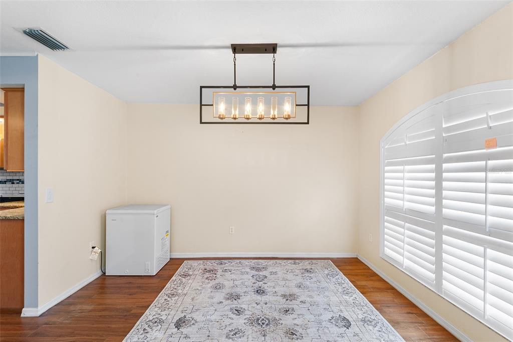 Empty room, Interior, Pendant Lights, Wood Texture Flooring