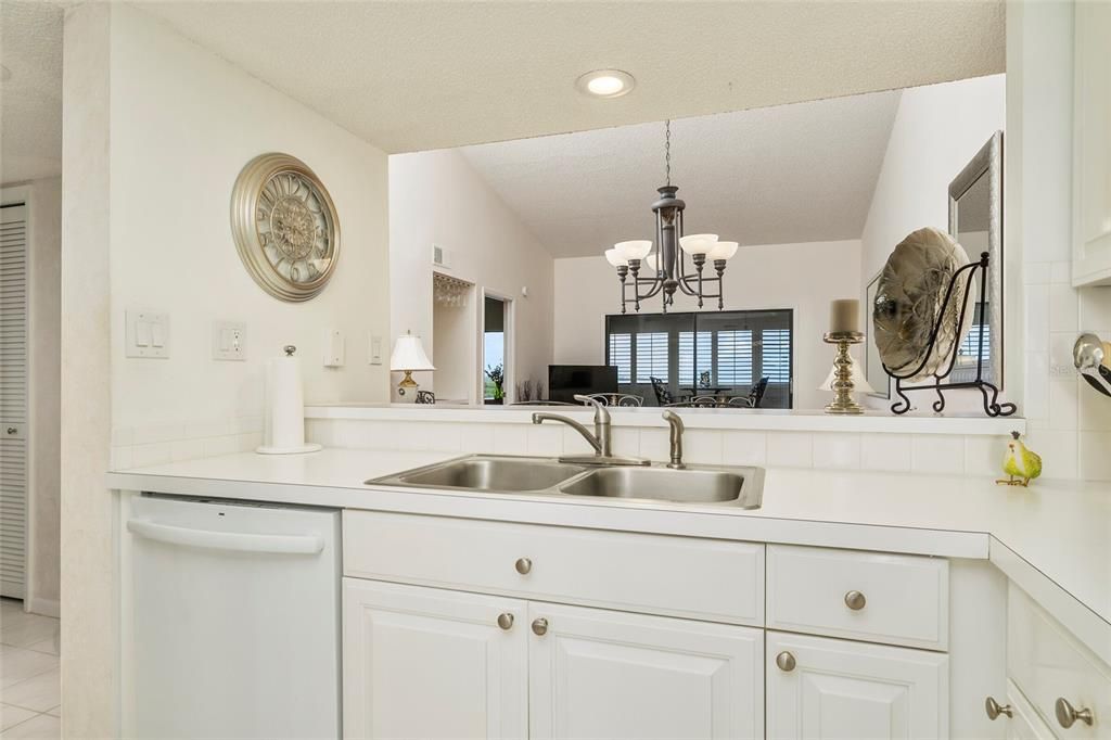 Chandelier, Interior, Kitchen, Recessed Lighting