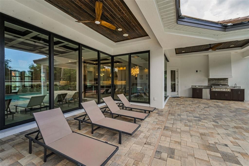 Exterior, Outdoor Kitchen