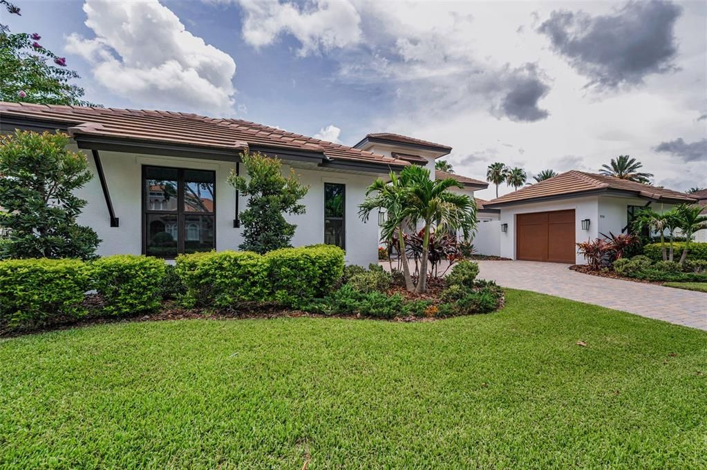 Backyard, Detached Garage, Exterior