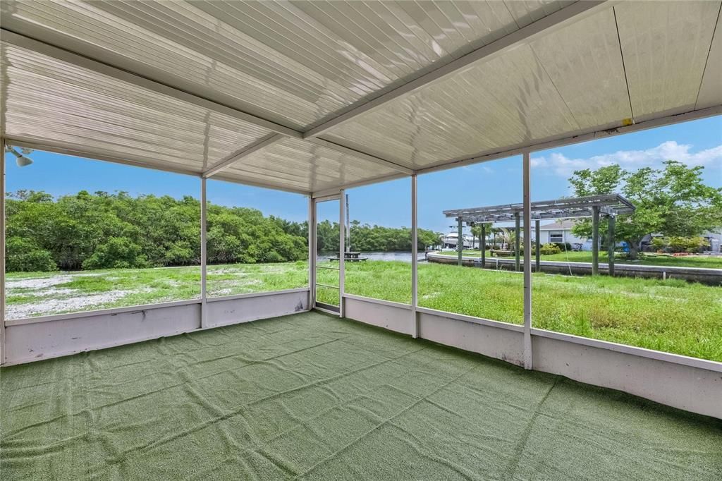 Interior, Sun Room, Water