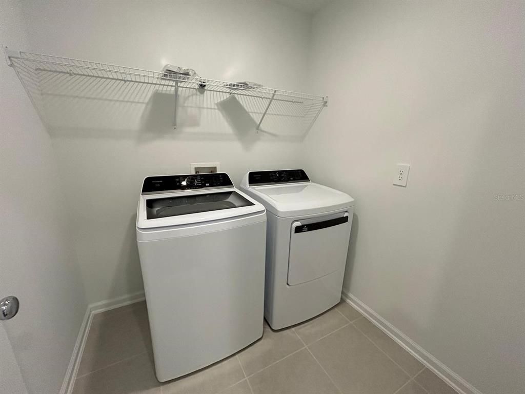 Interior, Washer