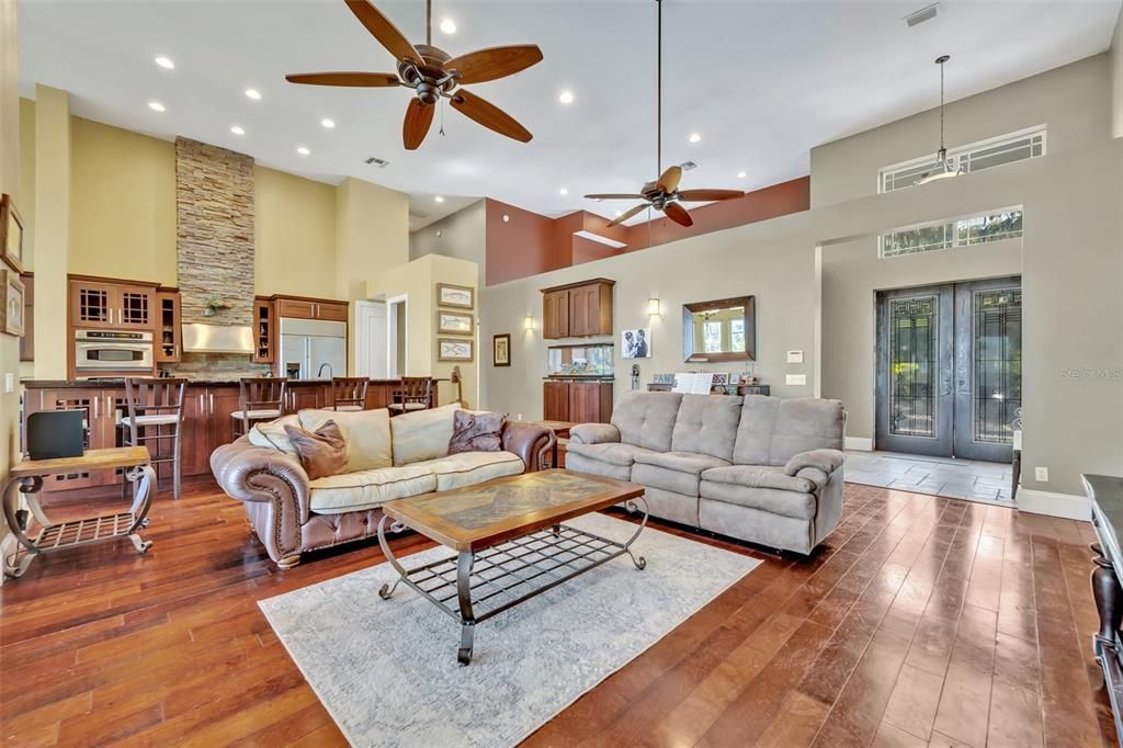 Interior, Living room, Pendant Lights, Recessed Lighting, Stone Walls, Wood Texture Flooring