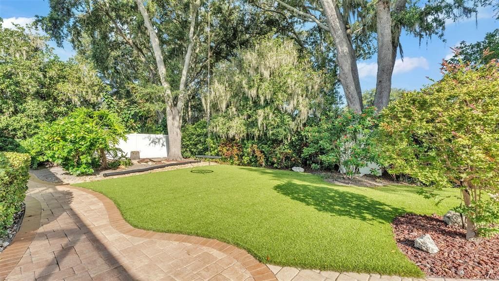 Backyard, Exterior