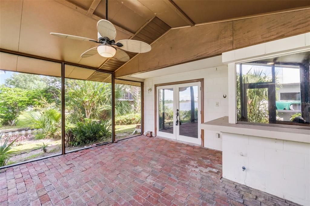 Empty room, Interior, Sun Room