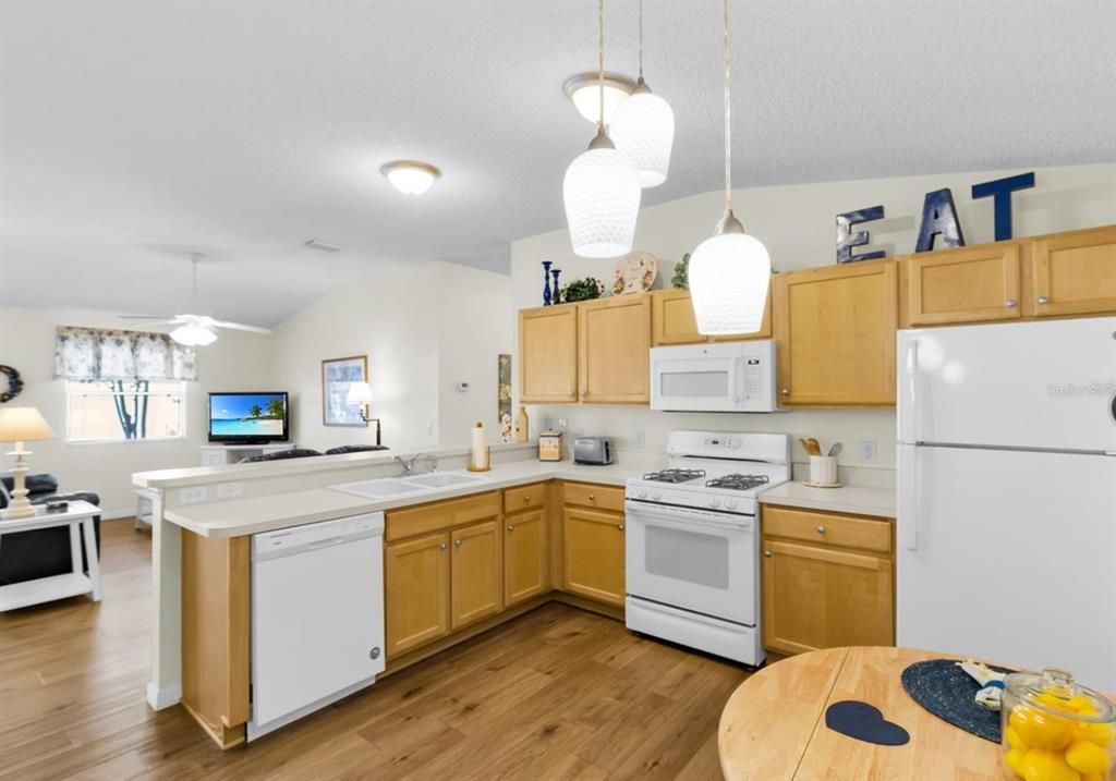 Interior, Kitchen, Pendant Lights, Wood Texture Flooring