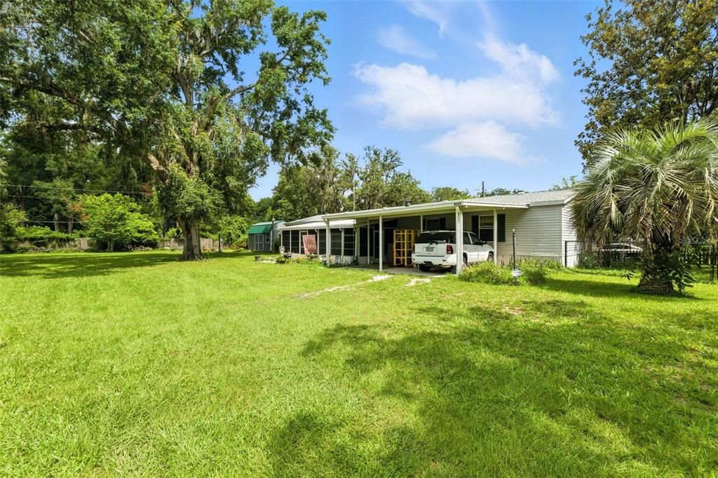Backyard, Exterior