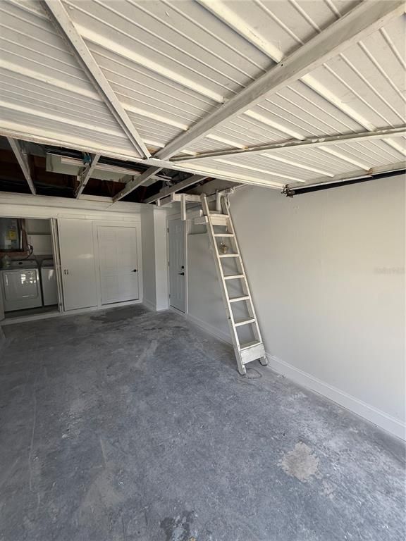 Garage, Interior