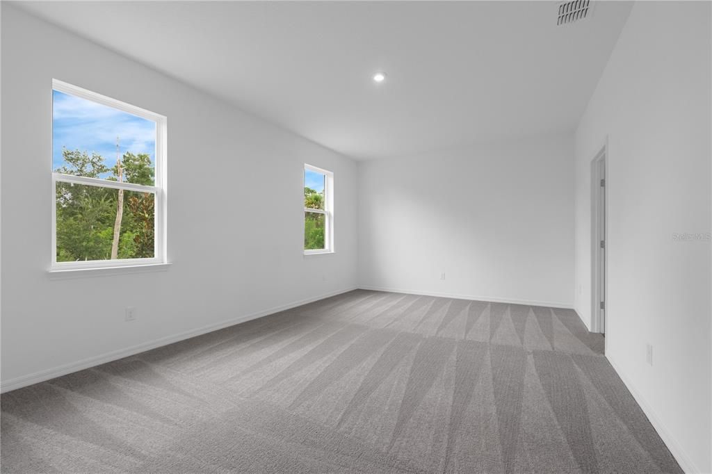 Empty room, Interior, Recessed Lighting