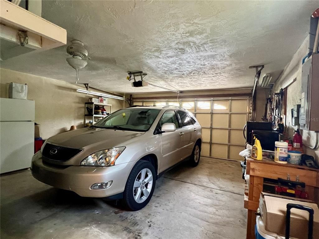 Garage, Interior