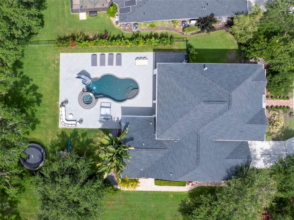 Exterior, Drone