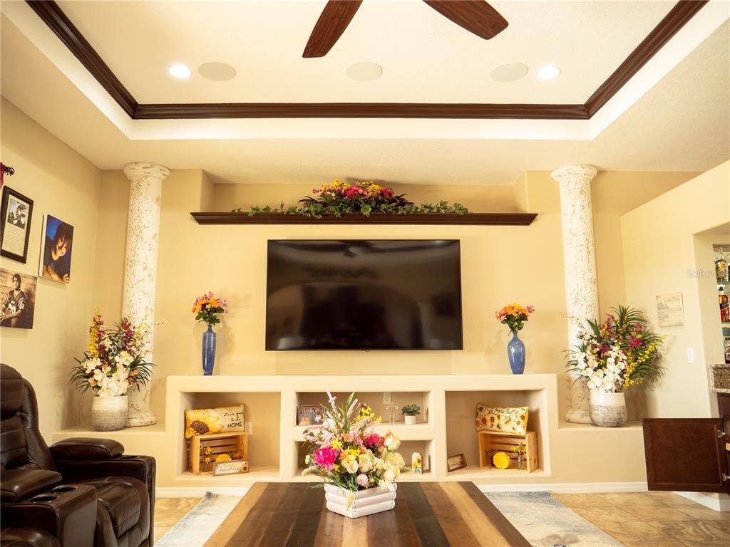 Fireplace, Interior, Recessed Lighting