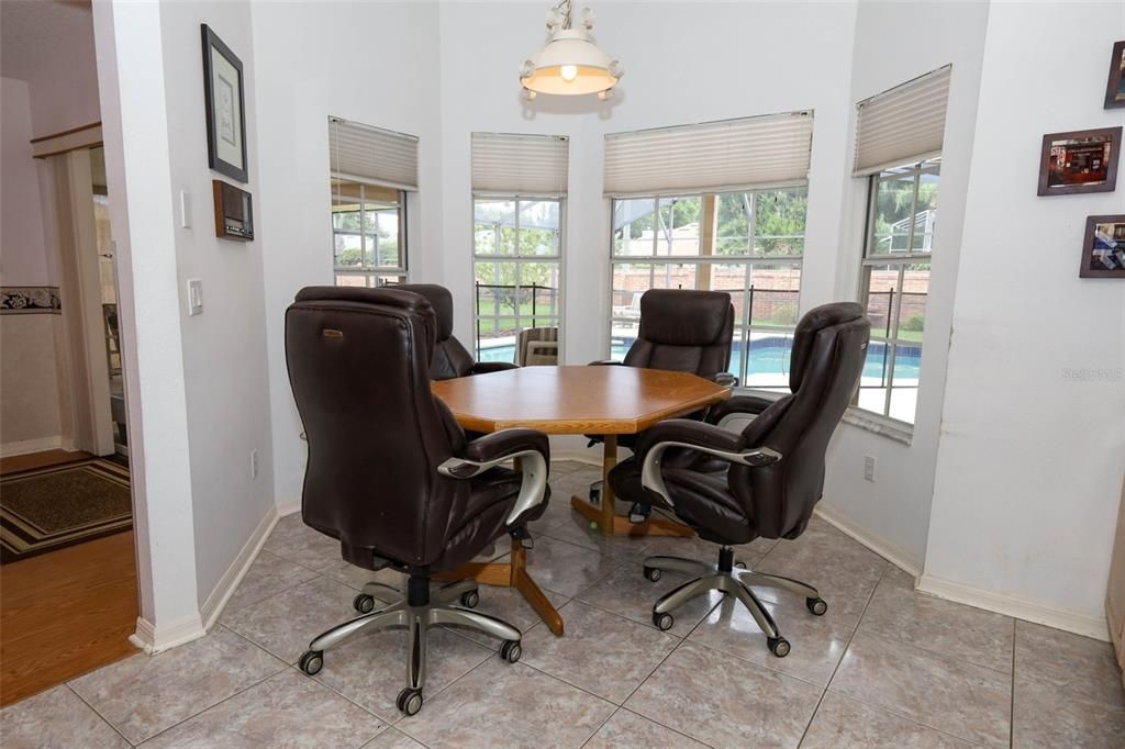 Home Office, Interior