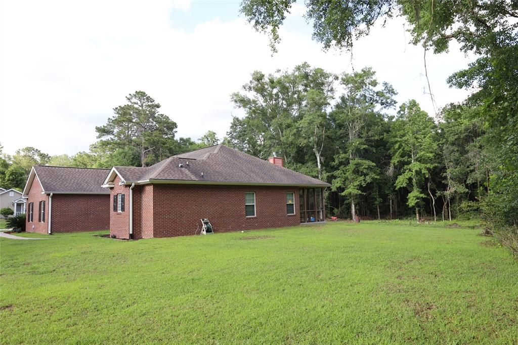 Backyard, Exterior