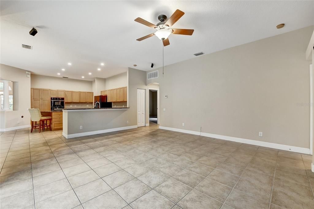 Dining room, Interior, Kitchen, Recessed Lighting