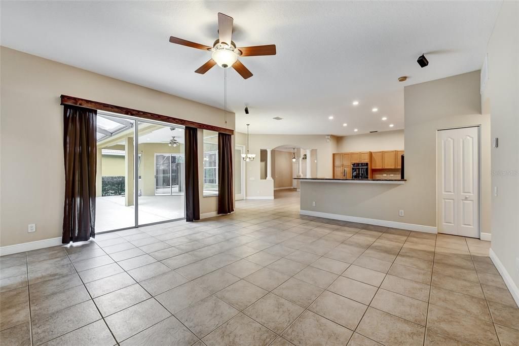 Empty room, Interior, Kitchen, Recessed Lighting