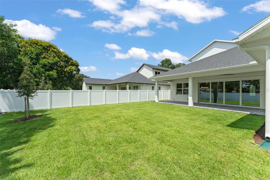 Backyard, Exterior