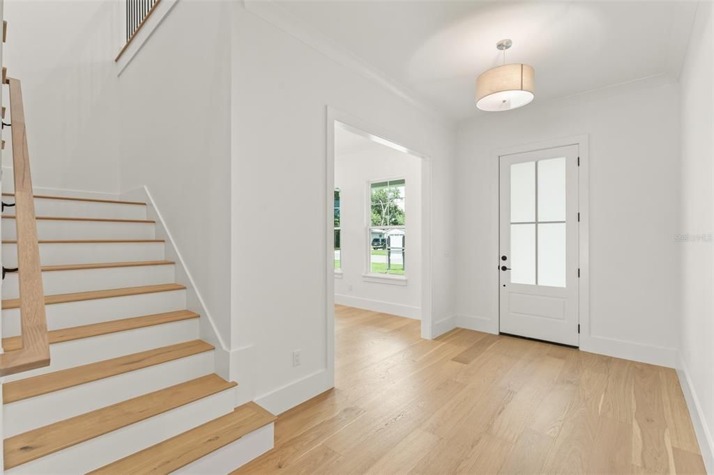 Interior, Pendant Lights, Wood Texture Flooring