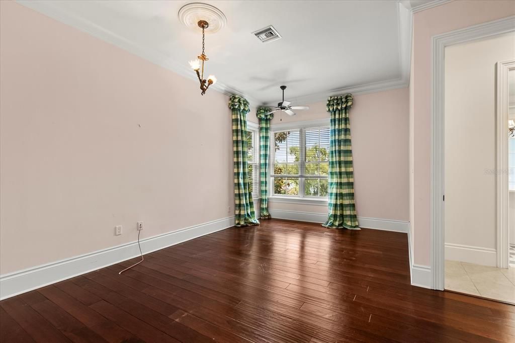 Chandelier, Empty room, Interior, Wood Texture Flooring