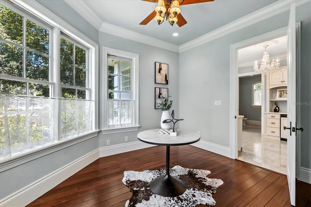 Chandelier, Interior, Recessed Lighting, Wood Texture Flooring