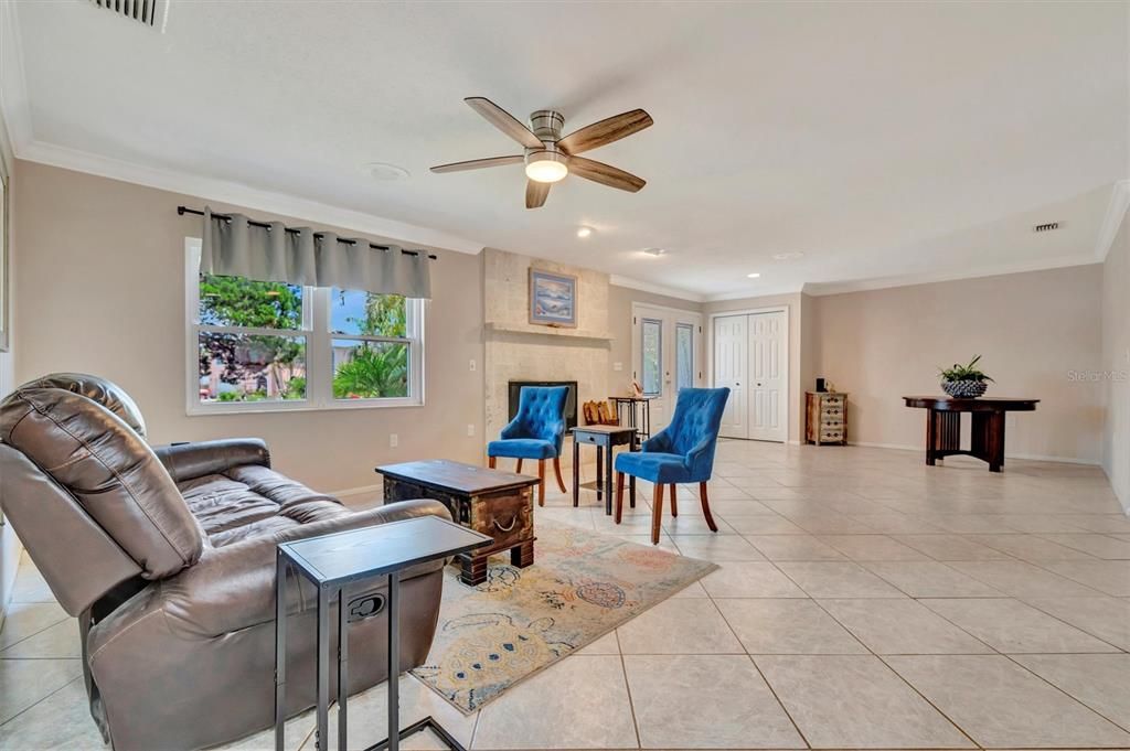 Interior, Living room, Recessed Lighting