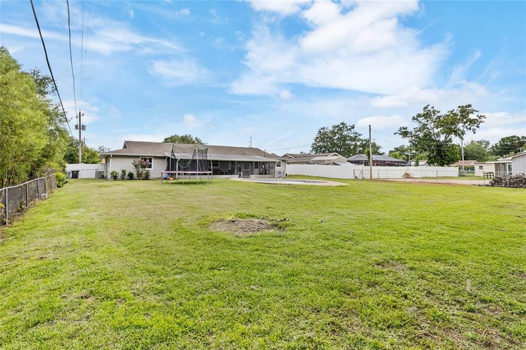Backyard, Exterior