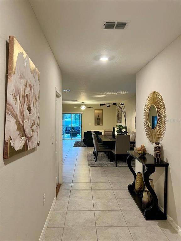 Dining room, Interior, Recessed Lighting