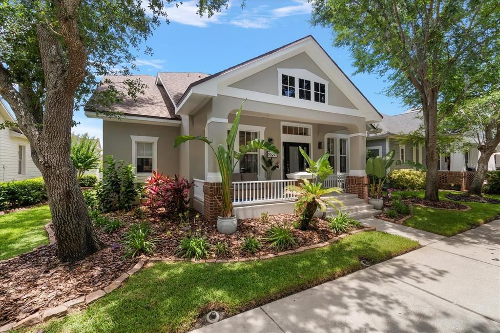 Exterior, Facade, American Craftsman