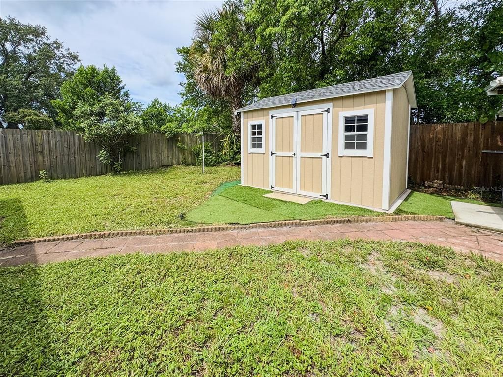 Backyard, Exterior