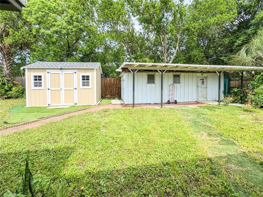 Backyard, Exterior