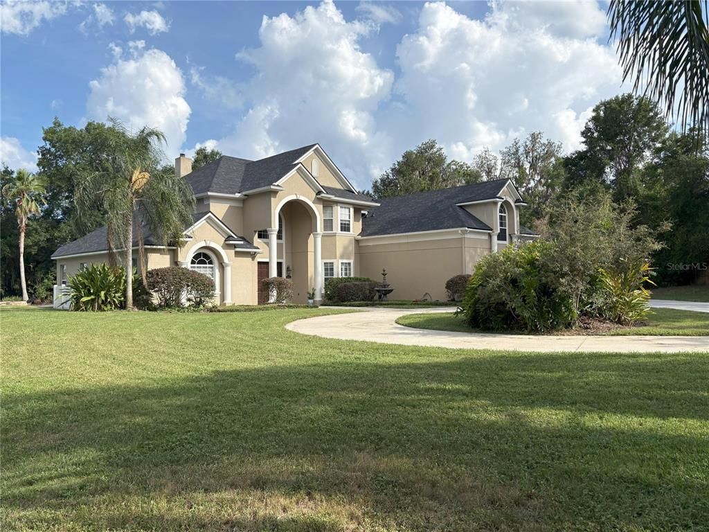 Backyard, Exterior, Facade, French Provincial