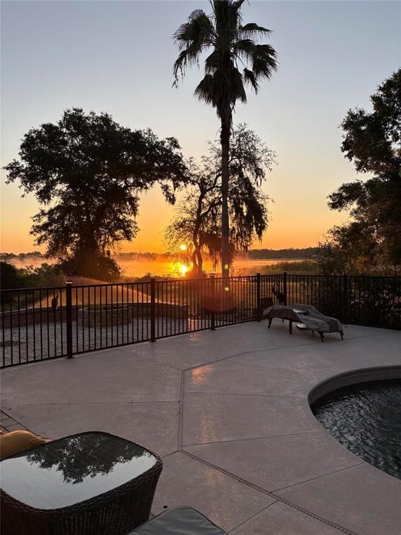 Exterior, Pool, Water