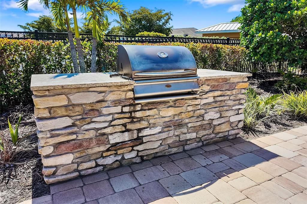 Exterior, Outdoor Kitchen