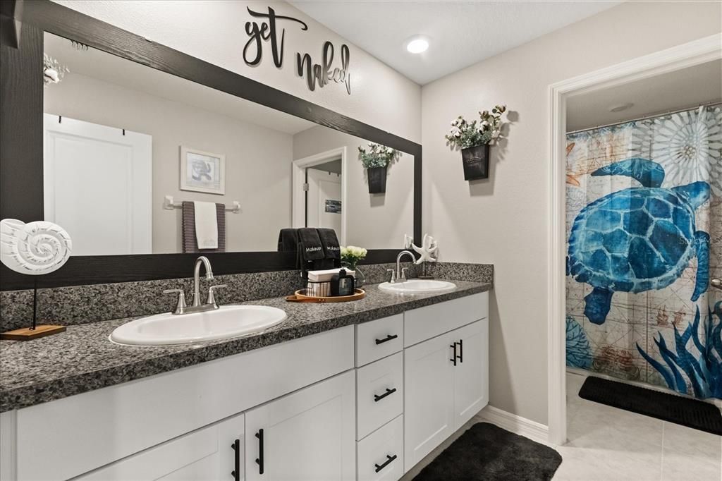 Bathroom, Dual Sink Vanities, Interior, Recessed Lighting