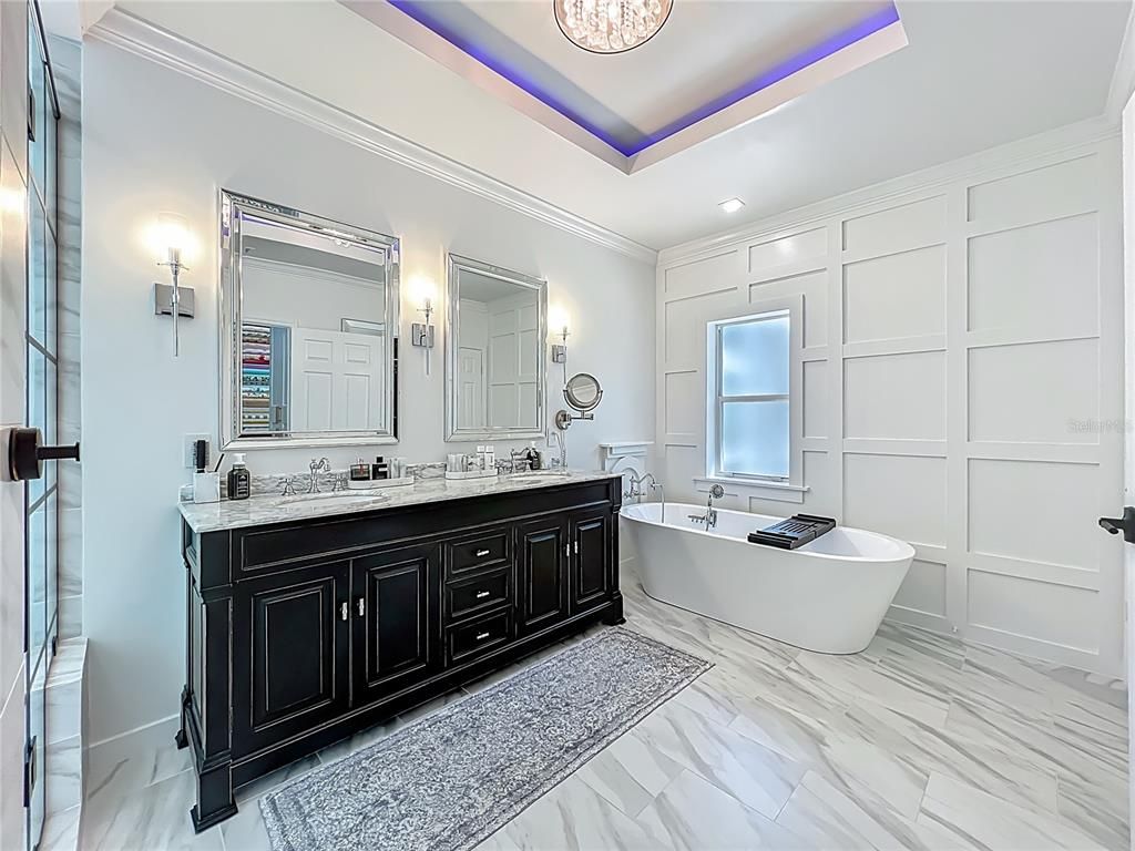 Bathroom, Dual Sink Vanities, Free Standing Baths, Interior, Marble, Recessed Lighting