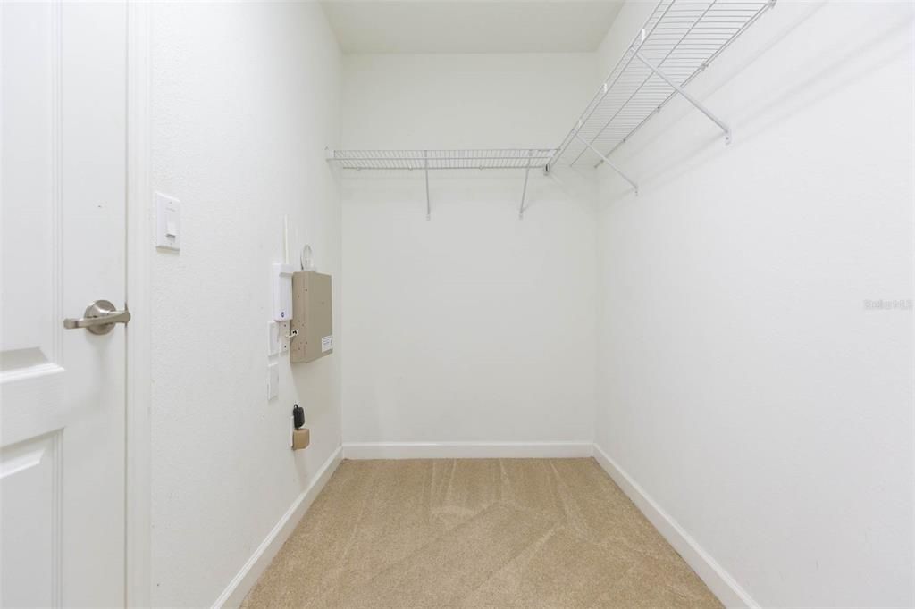 Interior, Walk-in Closets