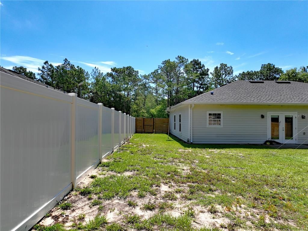 Backyard, Exterior
