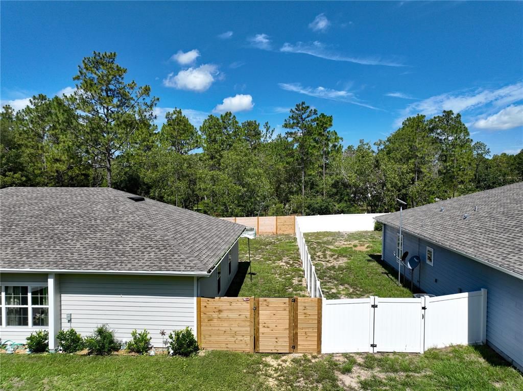 Backyard, Exterior