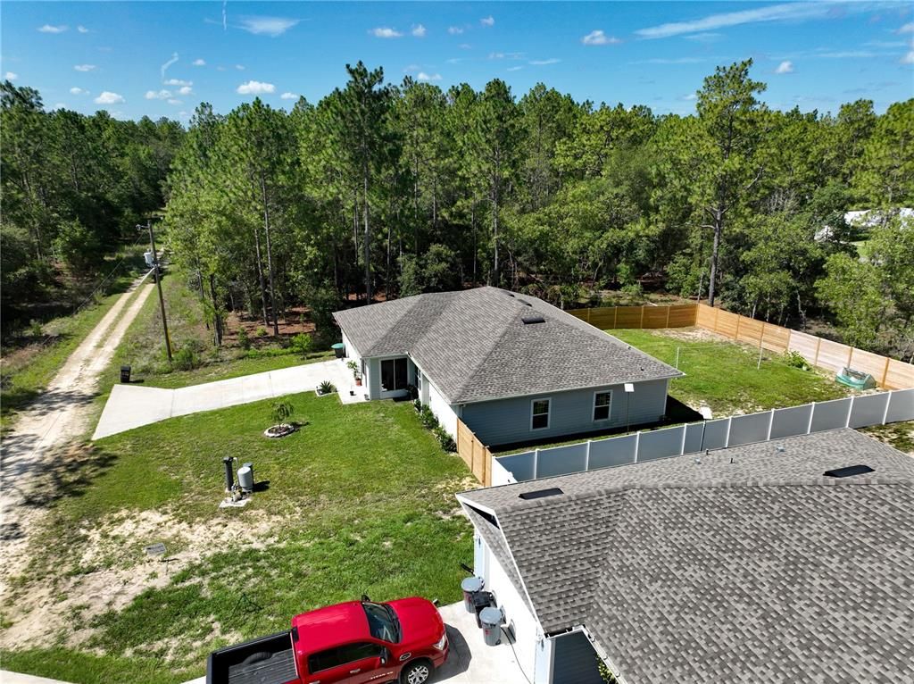 Exterior, Drone
