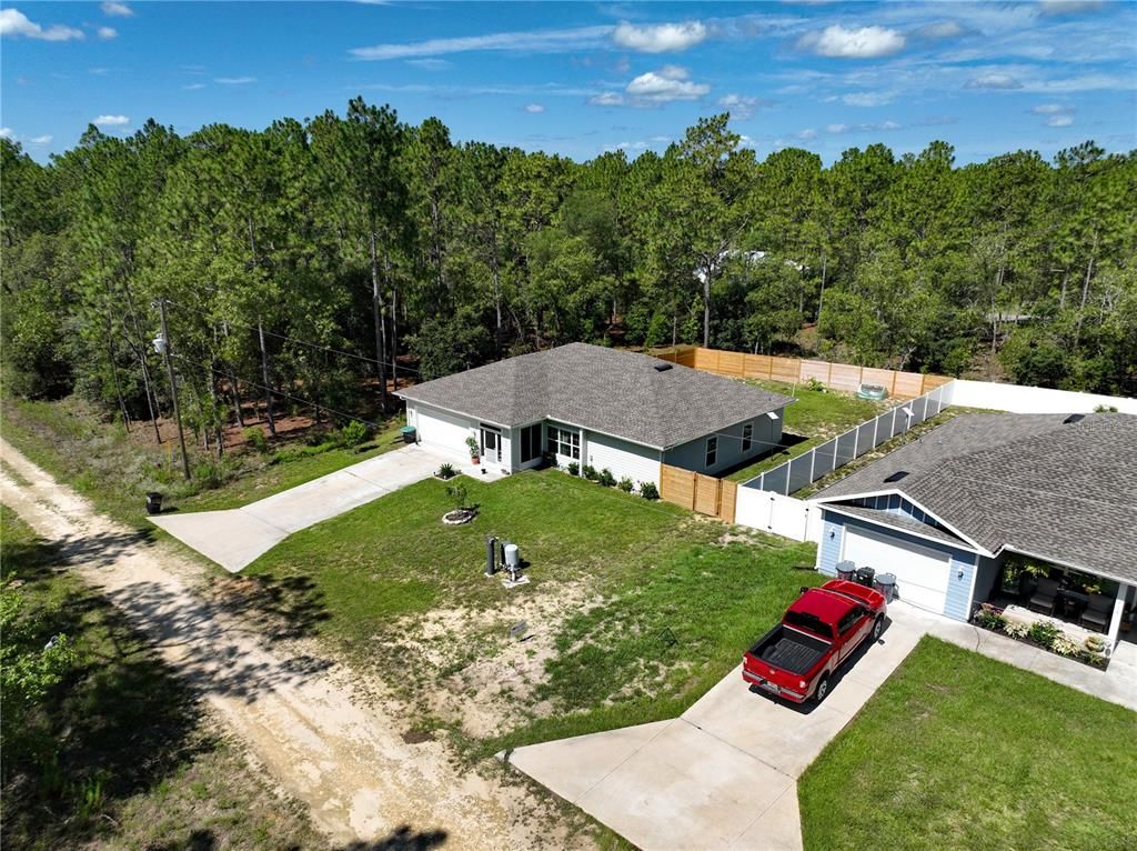 Exterior, Drone